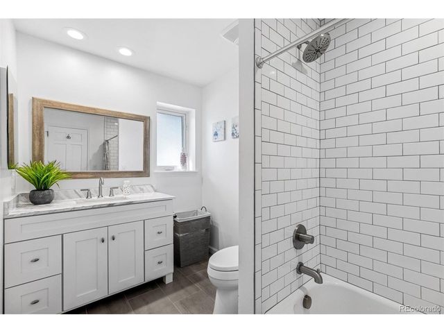 3743 S Hudson St, Denver, CO 80237