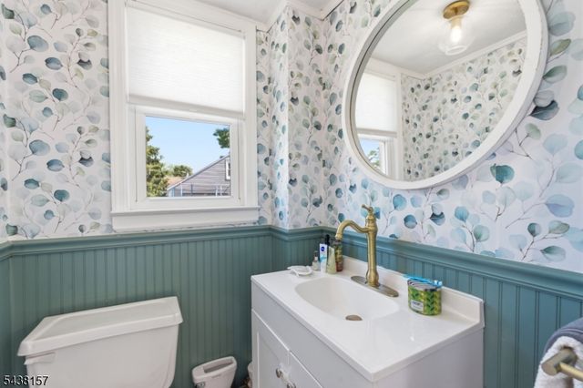 265 Grove St, Woodbridge Twp., NJ 07095