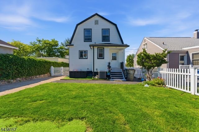 265 Grove St, Woodbridge Twp., NJ 07095