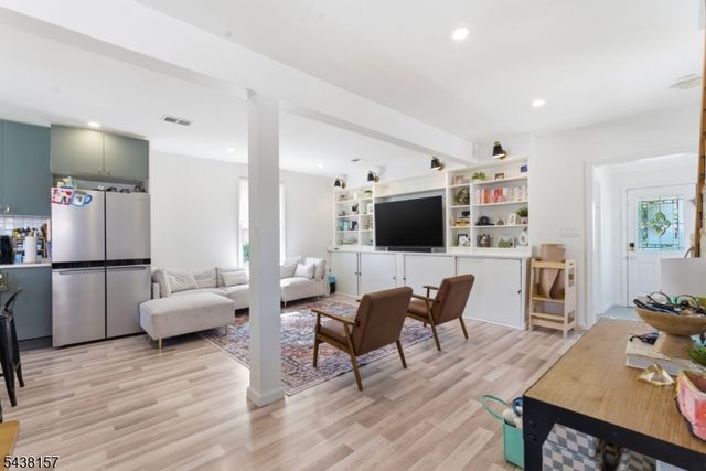 265 Grove St, Woodbridge Twp., NJ 07095