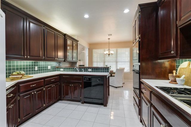 601 Wildmeadow Drive, Edmond, OK 73003