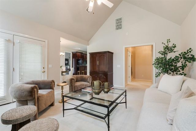 601 Wildmeadow Drive, Edmond, OK 73003