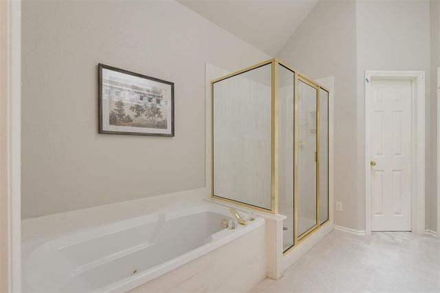 601 Wildmeadow Drive, Edmond, OK 73003