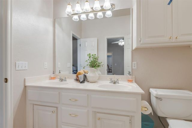 601 Wildmeadow Drive, Edmond, OK 73003