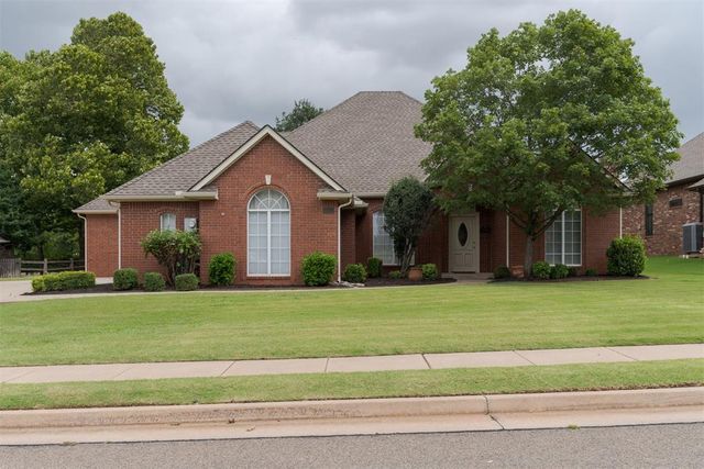 601 Wildmeadow Drive, Edmond, OK 73003