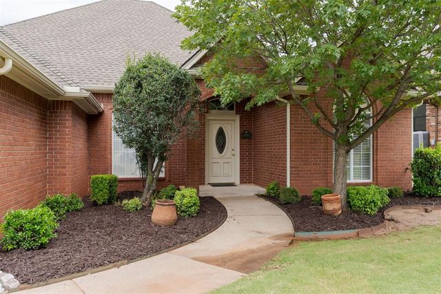601 Wildmeadow Drive, Edmond, OK 73003
