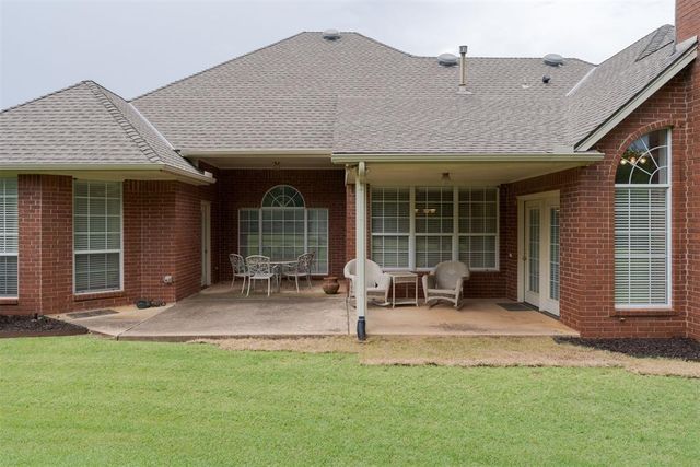 601 Wildmeadow Drive, Edmond, OK 73003