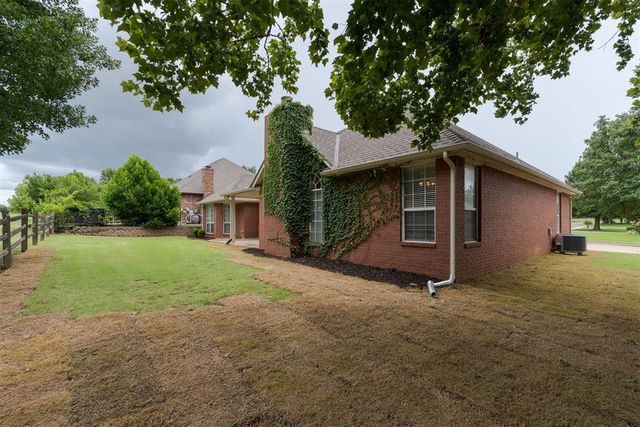601 Wildmeadow Drive, Edmond, OK 73003