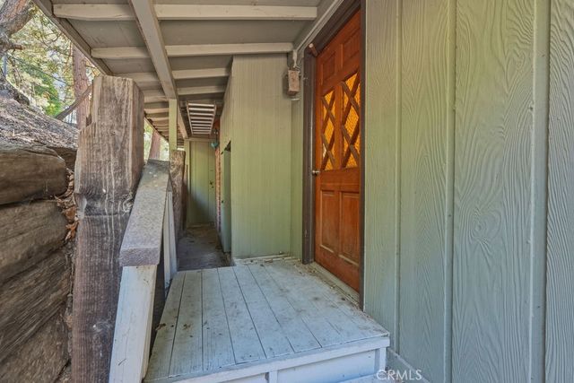997 Berne, Crestline, CA 92325
