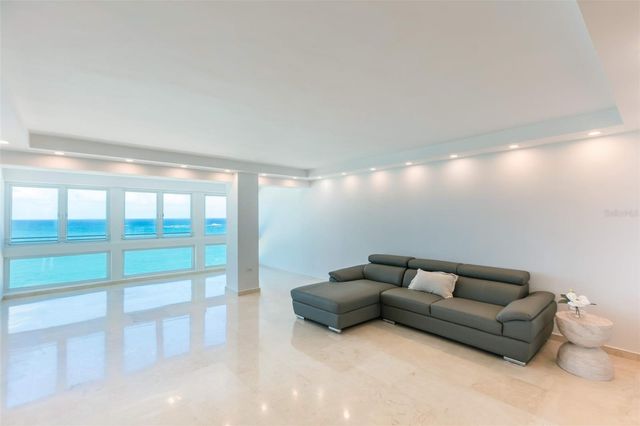 51 KING'S COURT STREET 14B, San Juan, PR 00911