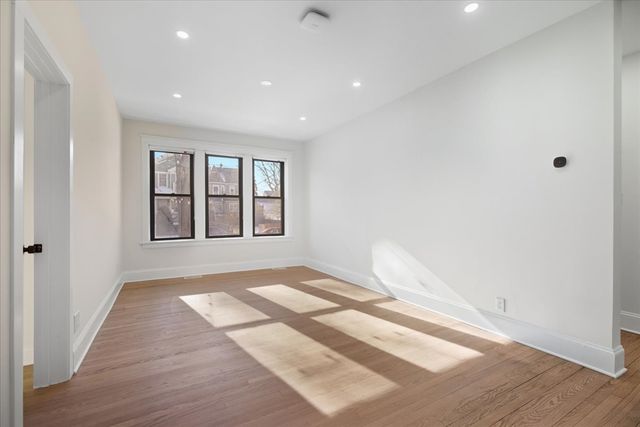 4636 N Hamilton Avenue 1, Chicago, IL 60625