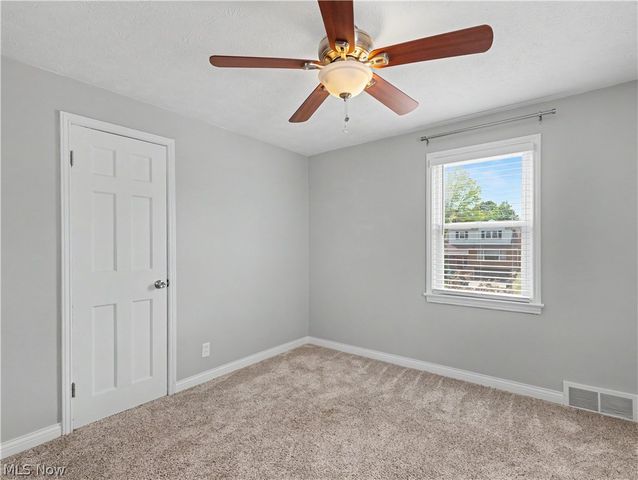 3805 Washington Boulevard, University Heights, OH 44118