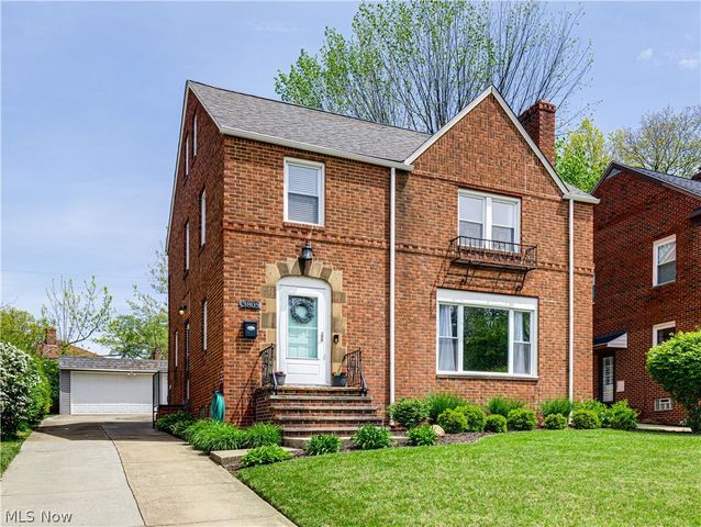 3805 Washington Boulevard, University Heights, OH 44118