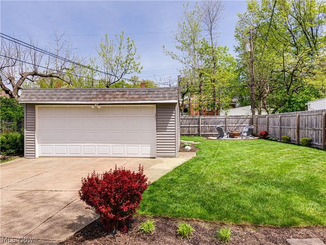 3805 Washington Boulevard, University Heights, OH 44118