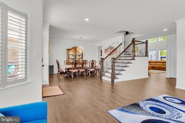 4555 LARK MEADOWS DR, Mechanicsburg, PA 17055