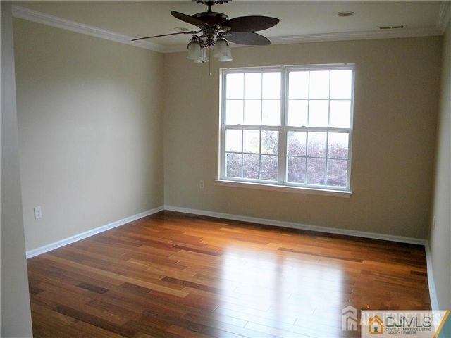 106 Sayreville Boulevard S, Sayreville, NJ 08872