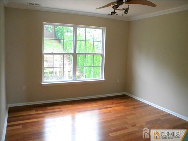 106 Sayreville Boulevard S, Sayreville, NJ 08872