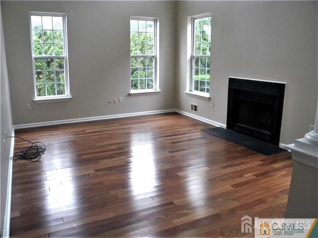 106 Sayreville Boulevard S, Sayreville, NJ 08872