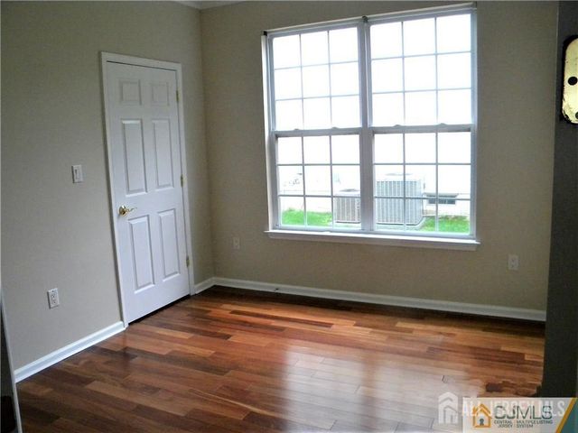 106 Sayreville Boulevard S, Sayreville, NJ 08872