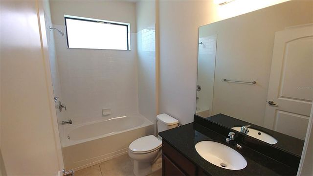 7013 ISLAND QUEEN COURT, Sarasota, FL 34233