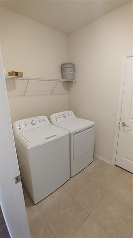 7013 ISLAND QUEEN COURT, Sarasota, FL 34233
