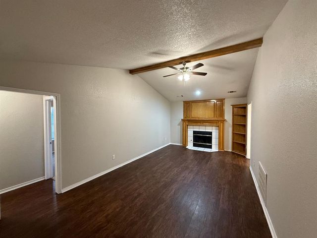 808 W Elder Drive, Mustang, OK 73064