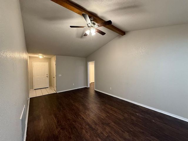 808 W Elder Drive, Mustang, OK 73064