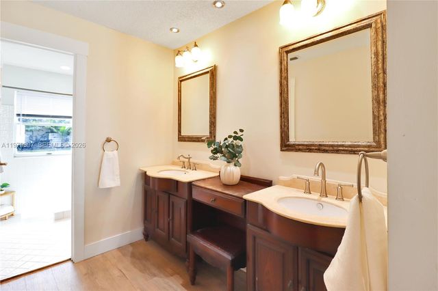 14141 SW 146th Ter, Miami, FL 33186