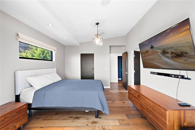 8179 Mannix, Los Angeles, CA 90046