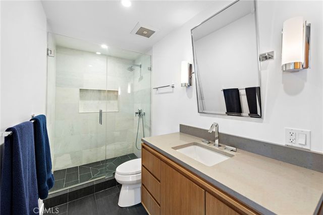 8179 Mannix, Los Angeles, CA 90046