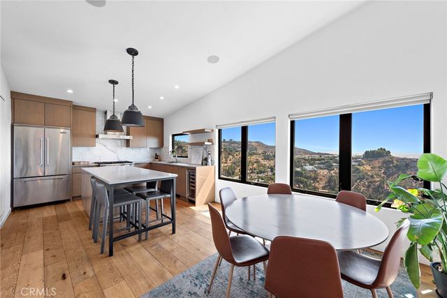 8179 Mannix, Los Angeles, CA 90046