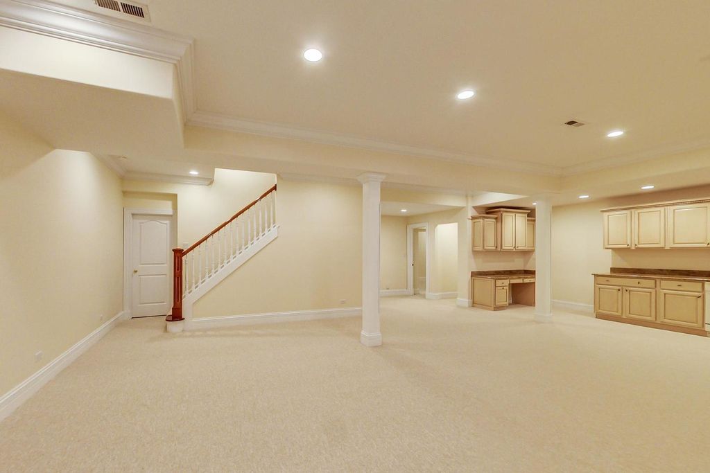 Image 46 of property listing at 430 South Avenue, Glencoe, IL 60022