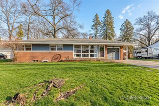 3532 E Manitou Circle, Norton Shores, MI 49441