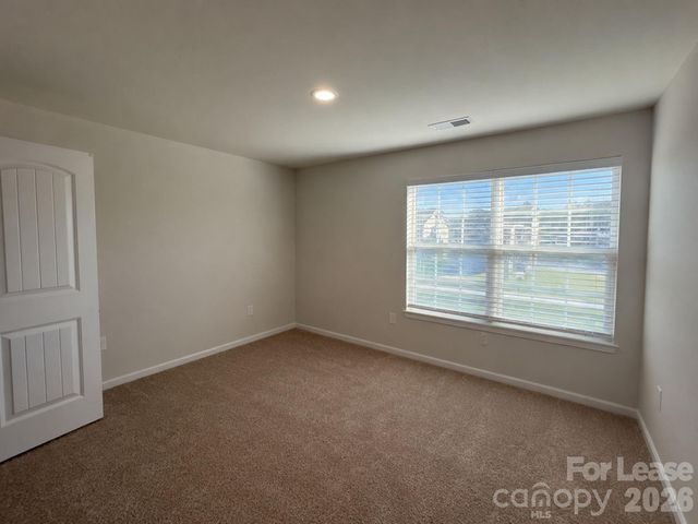 3003 Crescent Lake Lane, Charlotte, NC 28214