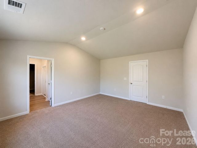 3003 Crescent Lake Lane, Charlotte, NC 28214