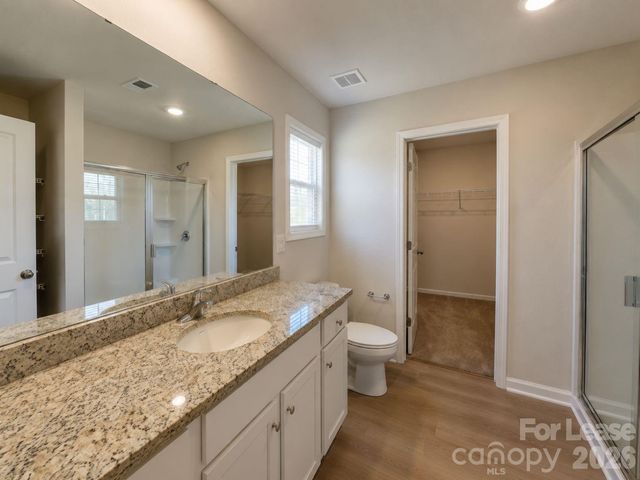 3003 Crescent Lake Lane, Charlotte, NC 28214