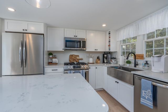 438 Bow Lake Road, Northwood, NH 03261