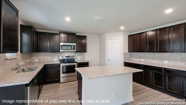 295 Velvet Coronet, San Antonio, TX 78253