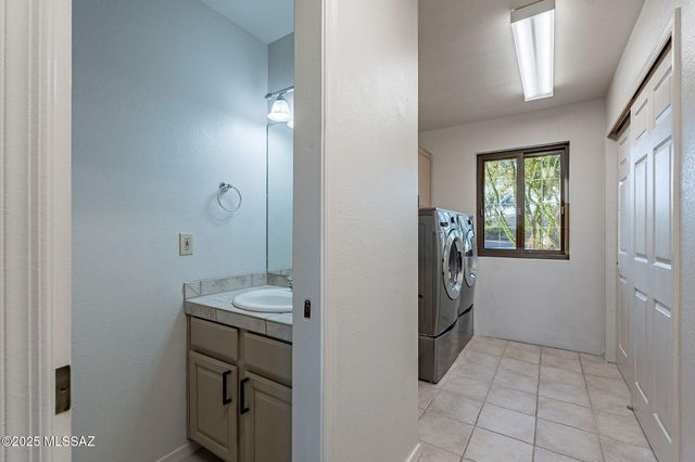 17411 S Camino Confianza, Sahuarita, AZ 85629