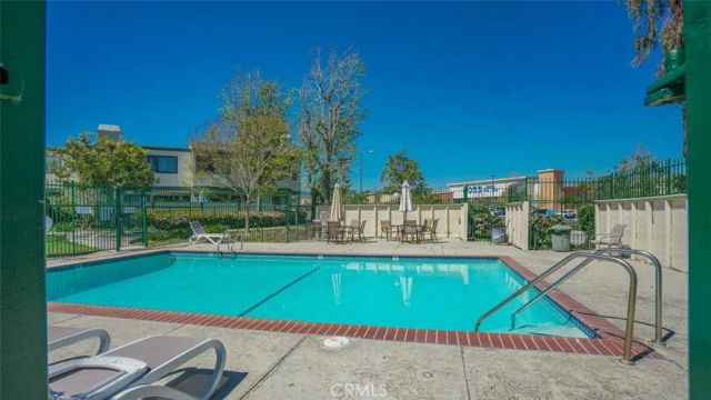 10504 Sunland 7, Sunland, CA 91040