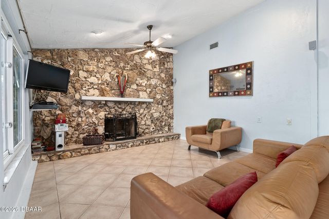 712 Kristina Court, Port Orange, FL 32127