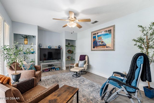 712 Kristina Court, Port Orange, FL 32127