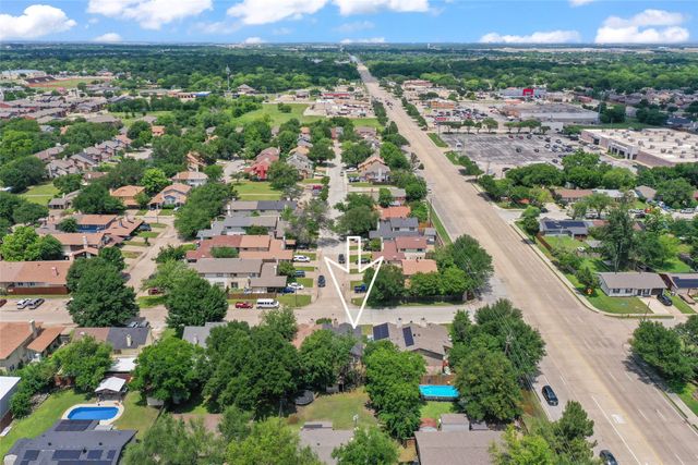 703 Trinidad Drive, Grand Prairie, TX 75052