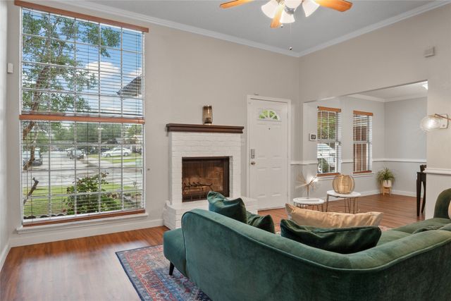 703 Trinidad Drive, Grand Prairie, TX 75052