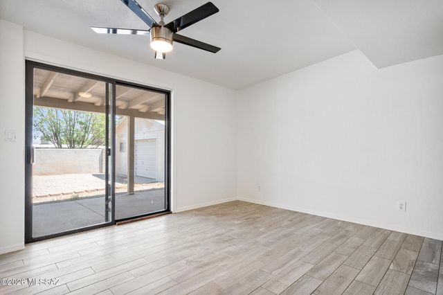 7331 E Brooks Drive, Tucson, AZ 85730
