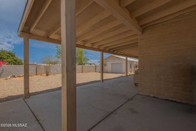 7331 E Brooks Drive, Tucson, AZ 85730