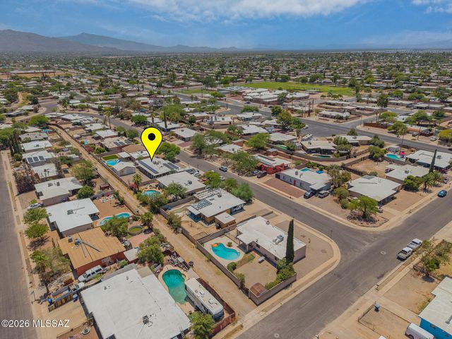 7331 E Brooks Drive, Tucson, AZ 85730