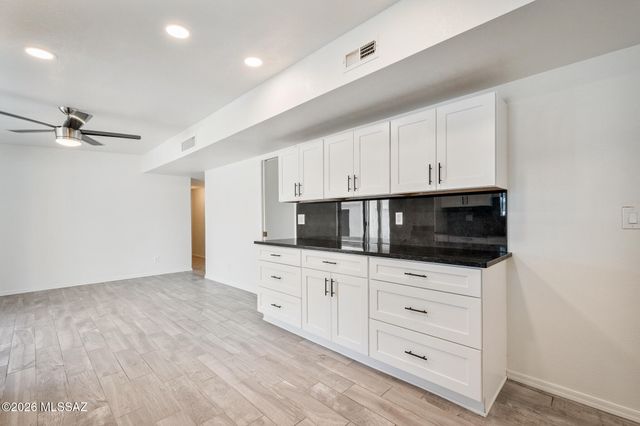 7331 E Brooks Drive, Tucson, AZ 85730