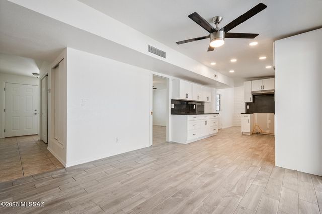 7331 E Brooks Drive, Tucson, AZ 85730