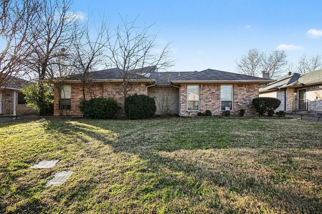 5706 Bramblewood Court, Arlington, TX 76017